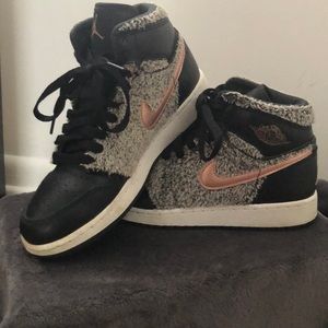 Jordan 1 Retro. Sold as is without box. Worn a few times